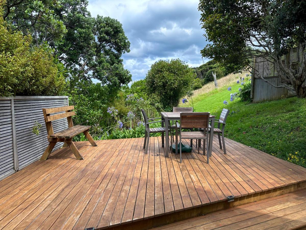 Pohutukawa Coastal Chalets Coromandel Bagian luar foto