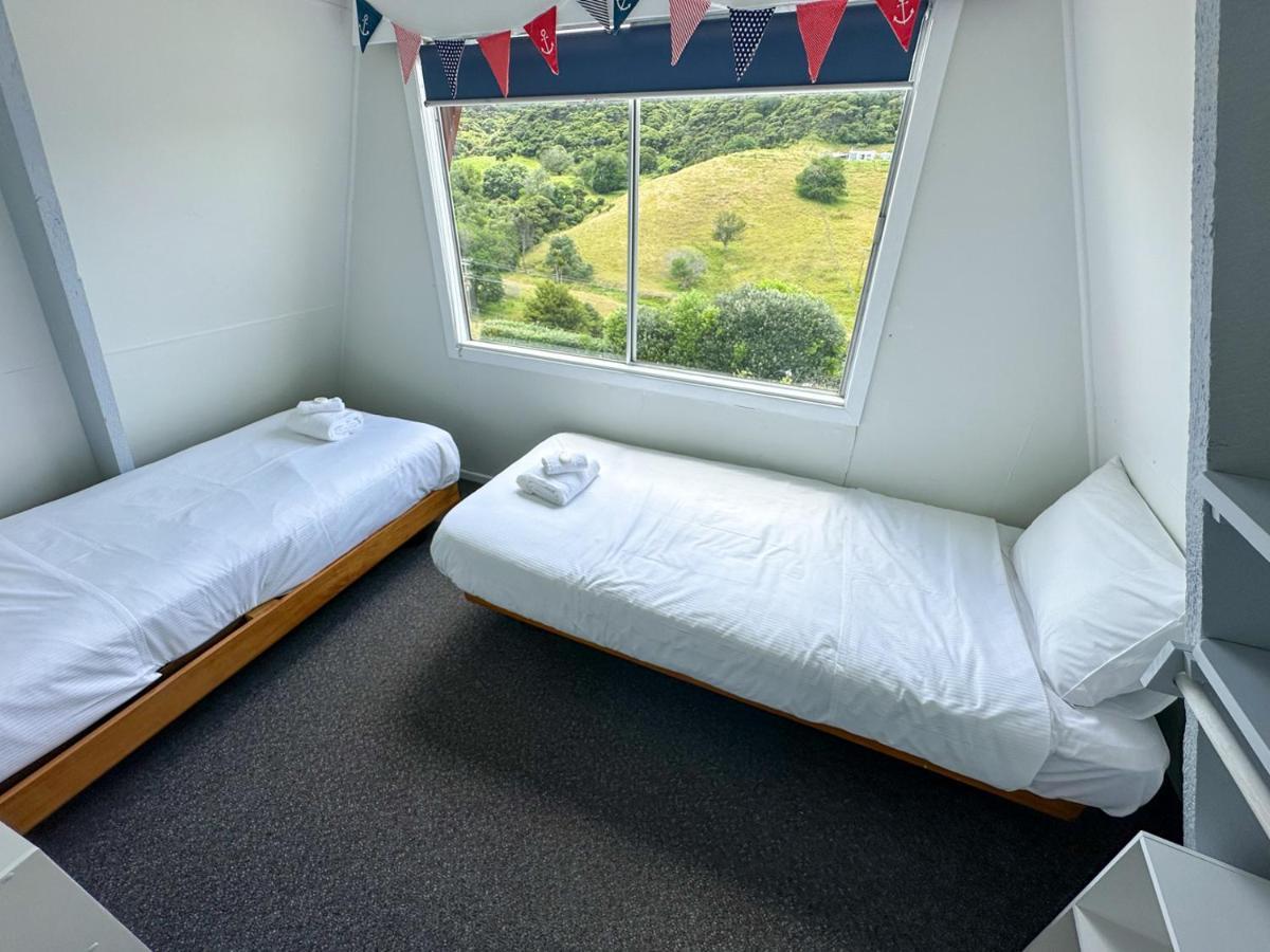 Pohutukawa Coastal Chalets Coromandel Bagian luar foto