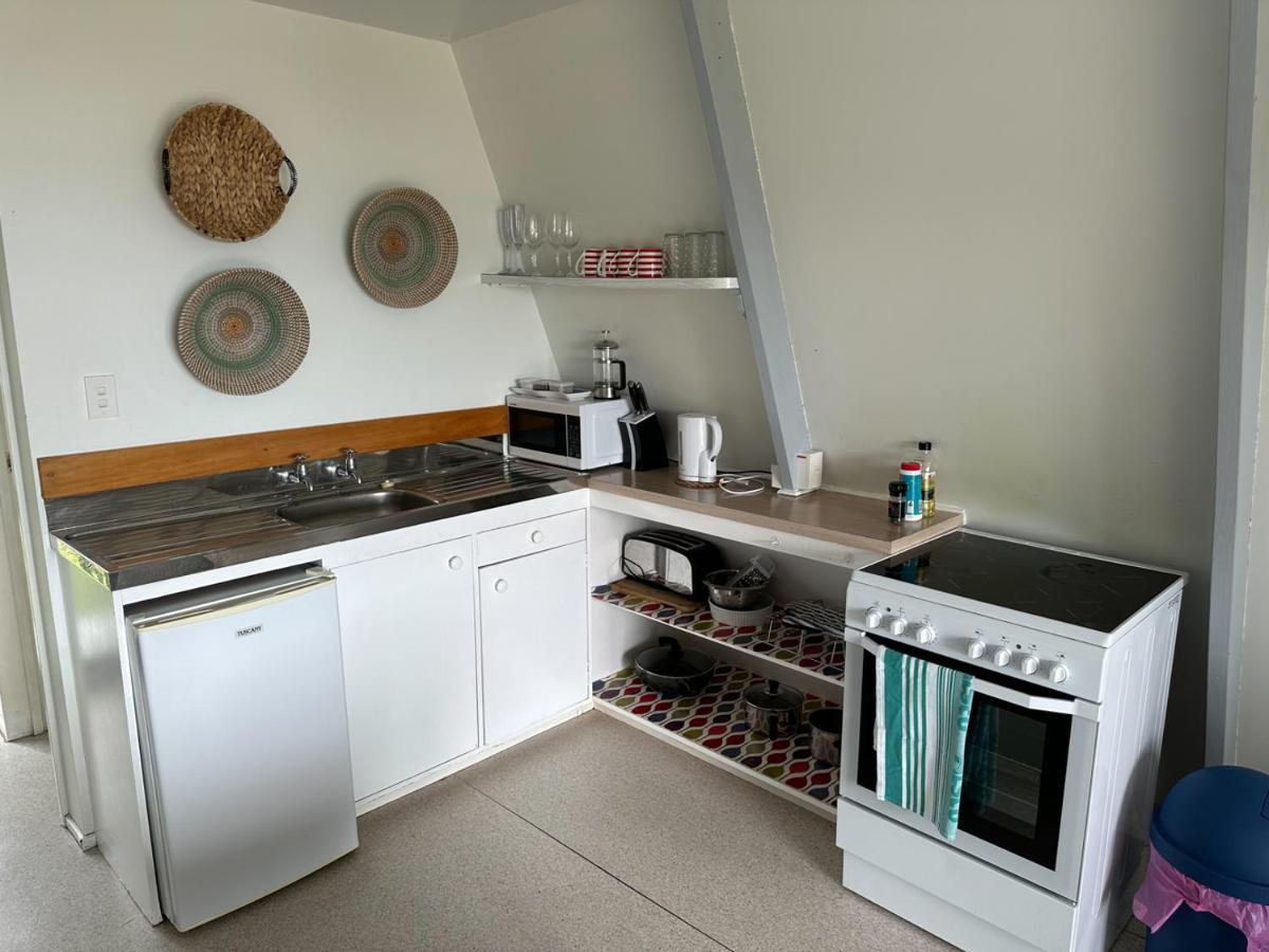 Pohutukawa Coastal Chalets Coromandel Bagian luar foto