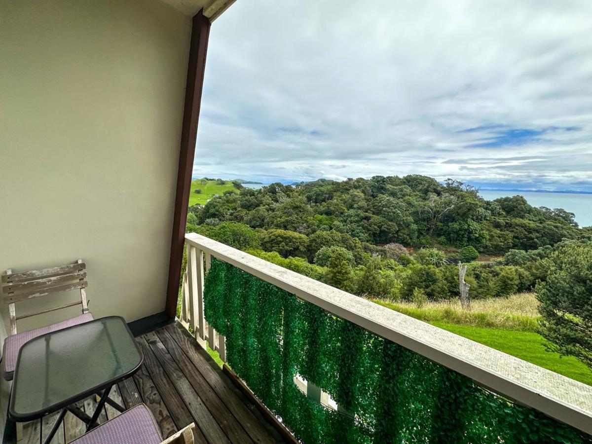 Pohutukawa Coastal Chalets Coromandel Bagian luar foto
