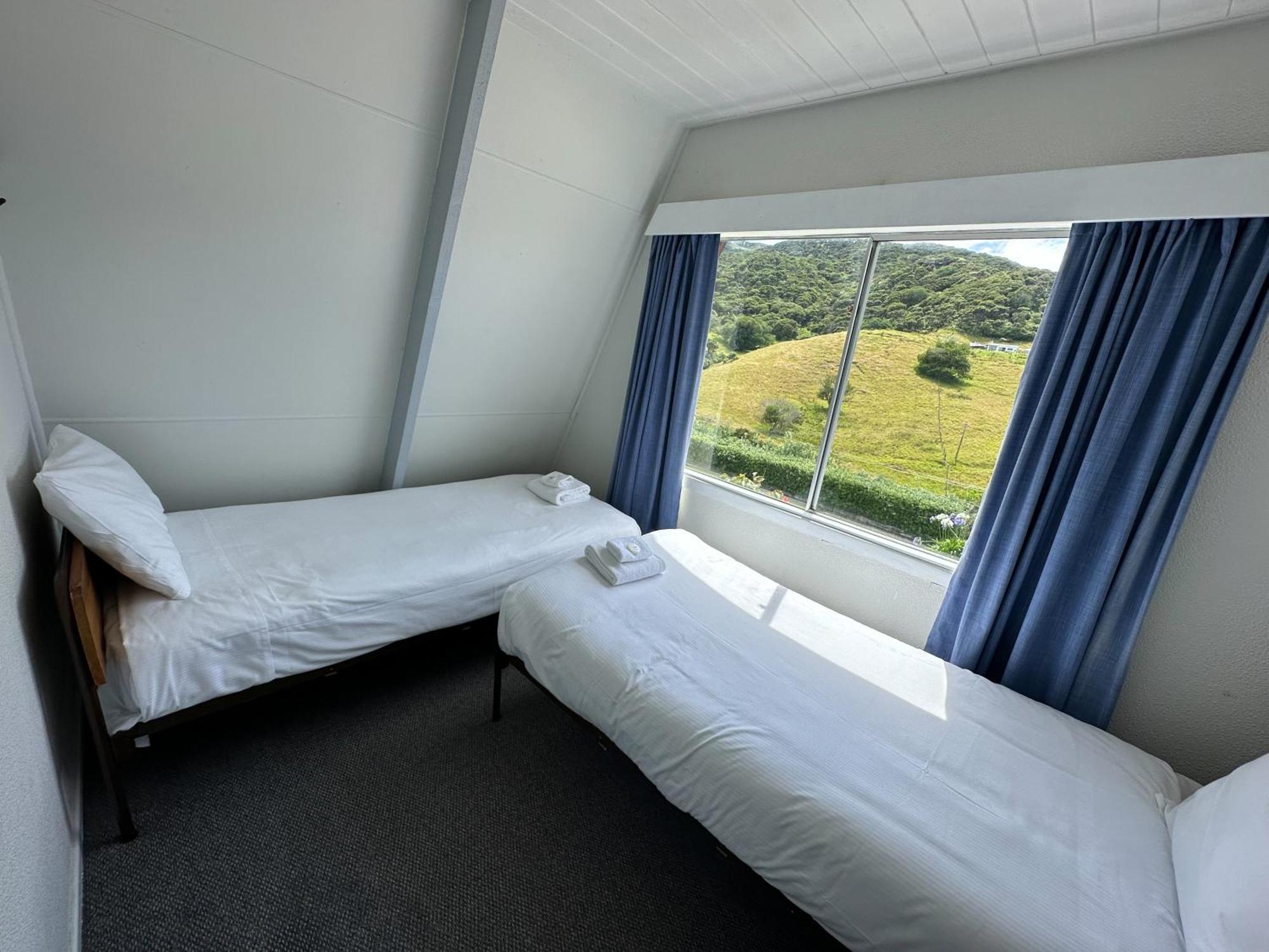Pohutukawa Coastal Chalets Coromandel Ruang foto